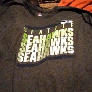 Like new Majestic XL Seahawks long sleeve shirt